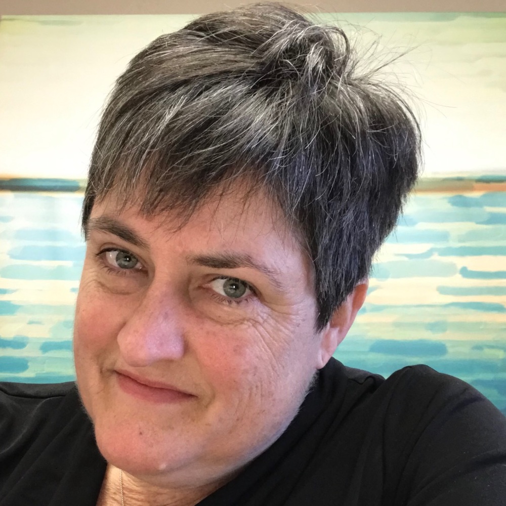 Meet your Posher, Kelly